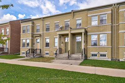 10279 Woodbine Ave  Markham, L6C 0J7 | Image 1