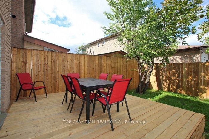 165 Appleby Cres  Markham, L3R 4L1 | Image 23