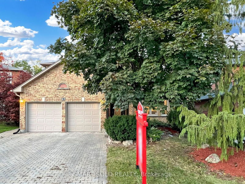 63 Topham Cres  Richmond Hill, L4C 9H2 | Image 2