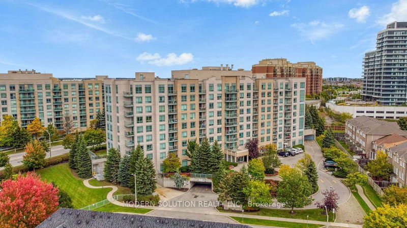  Ph19 - 51 Baffin Crt  Richmond Hill, L4B 4P6 | Image 4