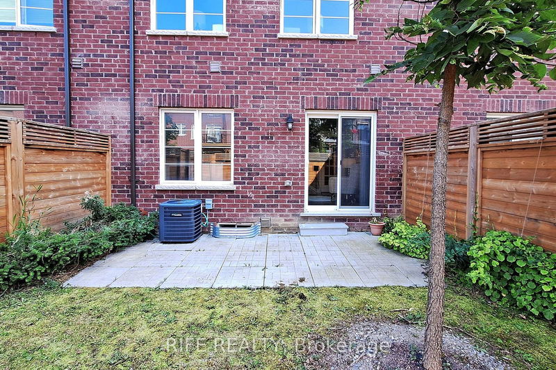 20 Deep River Lane  Richmond Hill, L4C 5S4 | Image 40