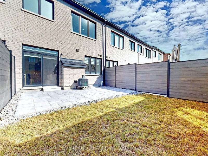 180 Bawden Dr  Richmond Hill, L4S 0M2 | Image 22