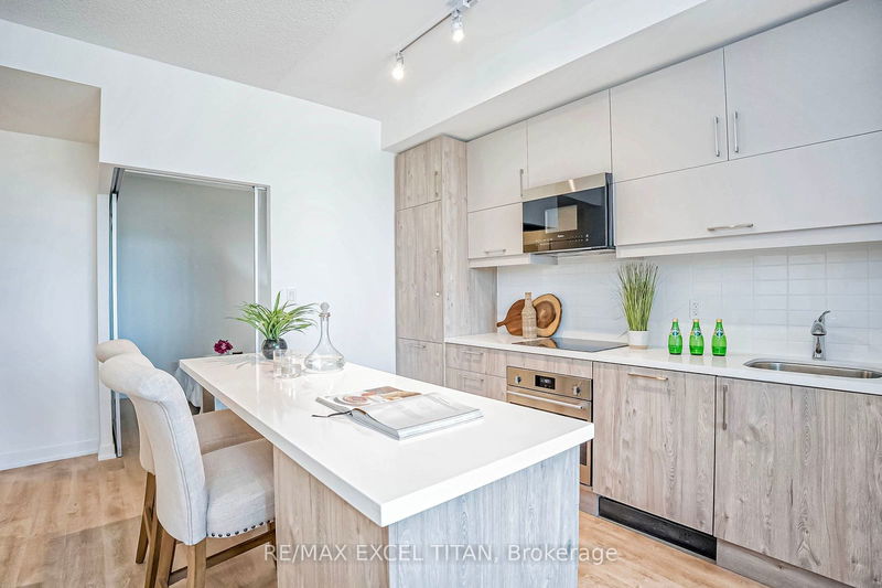  411 - 38 Simcoe Promenade   Markham, L6G 1B3 | Image 16