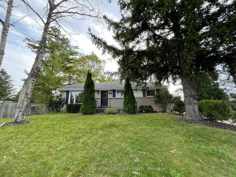 326 Rupert Ave, Whitchurch-Stouffville, L4A 1C9 | Image 2