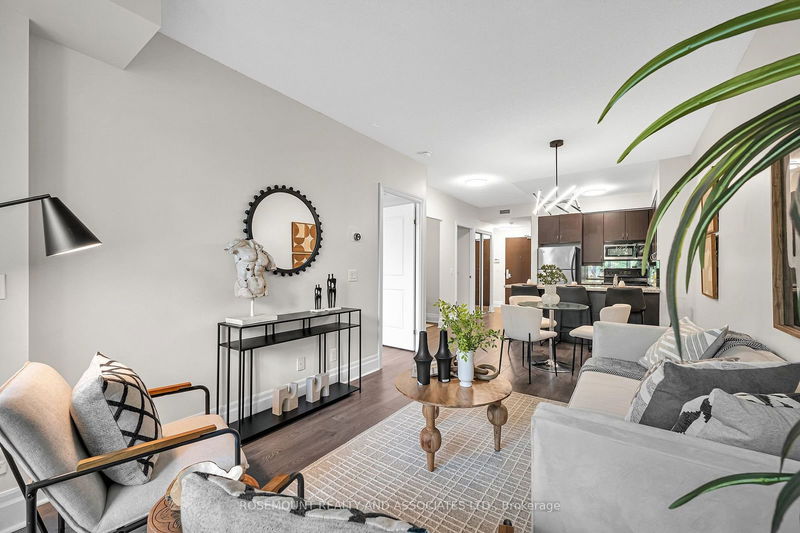  223 - 39 Upper Duke Cres  Markham, L6G 0B8 | Image 11