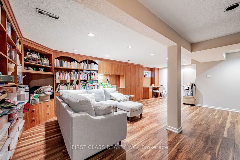 74 Innisbrook Cres  Markham, L3T 5B1 | Image 23