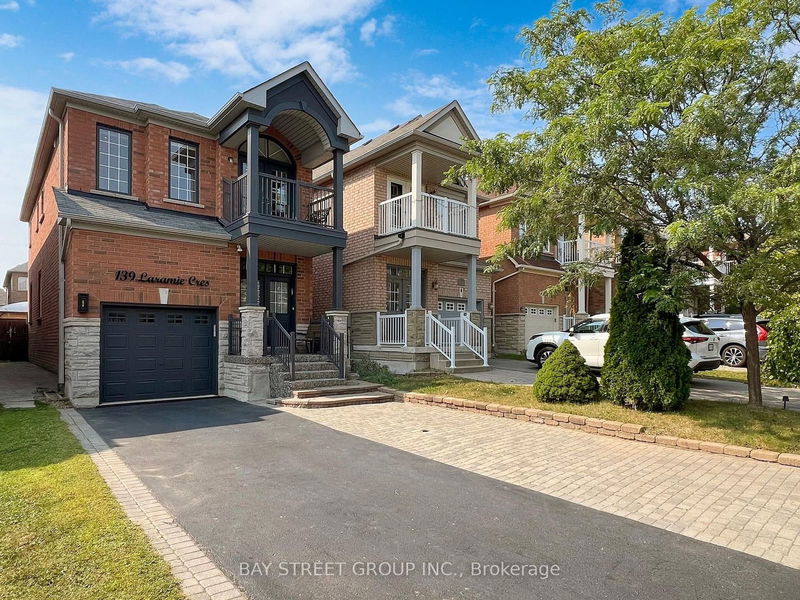 139 Laramie Cres  Vaughan, L6A 0R1 | Image 2