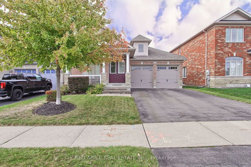 371 Woodspring Ave  Newmarket, L3X 3H1 | Image 3