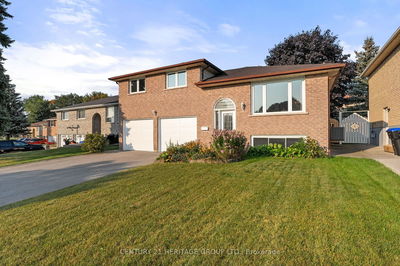 8 Wood Cres  Bradford West Gwillimbury, L3Z 2G2 | Image 1