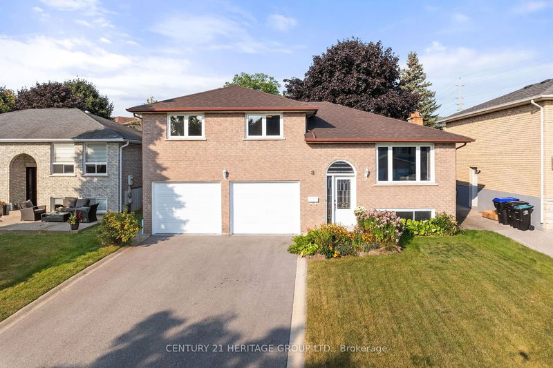 8 Wood Cres  Bradford West Gwillimbury, L3Z 2G2 | Image 2