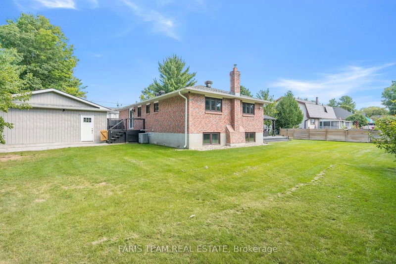 148 Sand Rd  East Gwillimbury, L9N 1H9 | Image 24