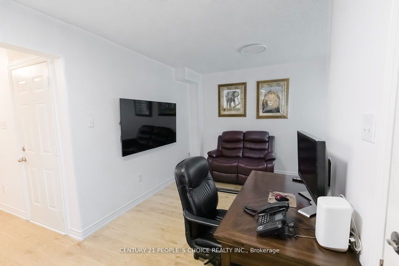 102 Roy Grove Way  Markham, L6E 0T7 | Image 10