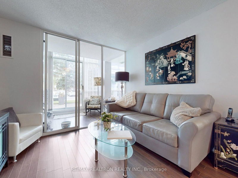  107 - 110 Promenade Circ  Vaughan, L4J 7W8 | Image 11