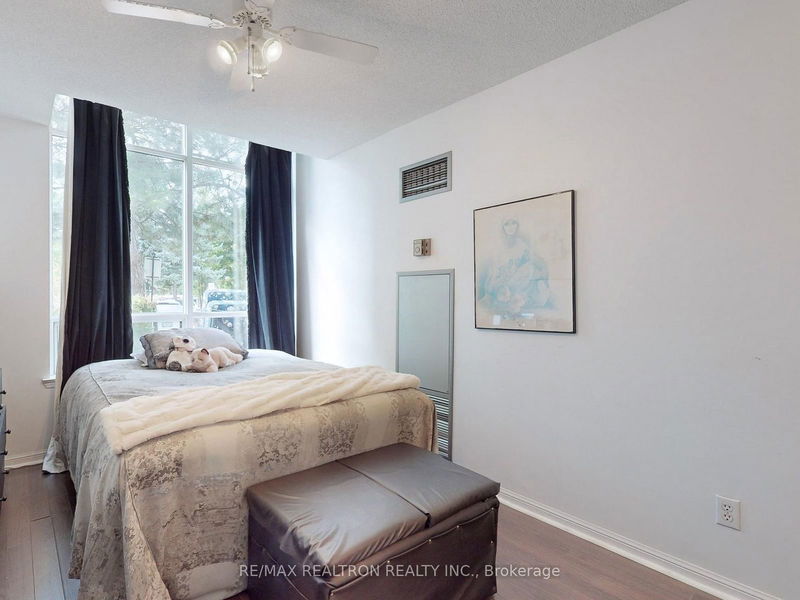  107 - 110 Promenade Circ  Vaughan, L4J 7W8 | Image 21