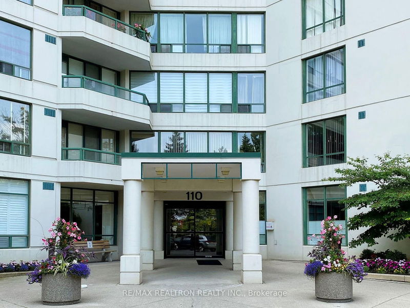  107 - 110 Promenade Circ  Vaughan, L4J 7W8 | Image 5