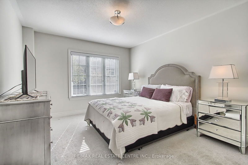  36 - 372 Terry Carter Cres  Newmarket, L3Y 9G1 | Image 17