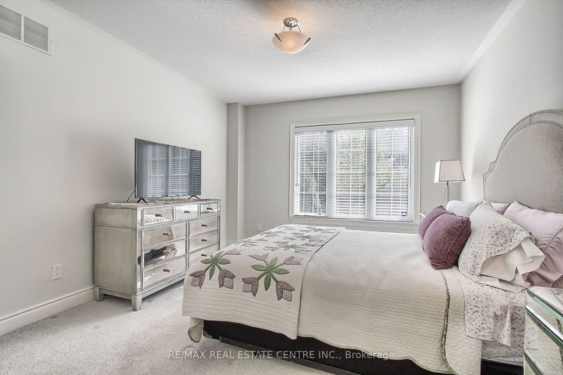  36 - 372 Terry Carter Cres  Newmarket, L3Y 9G1 | Image 18