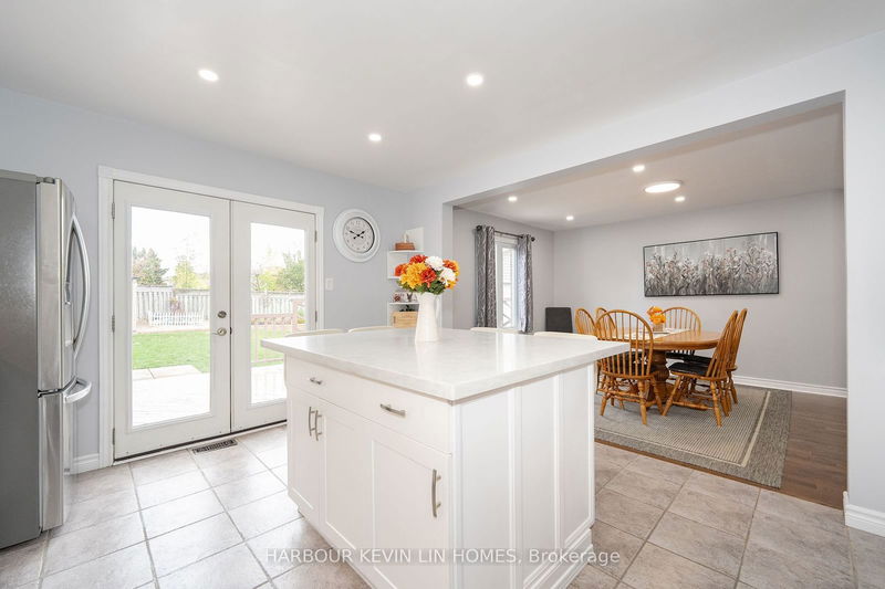 40 Mandel Cres  Richmond Hill, L4C 9Z1 | Image 18