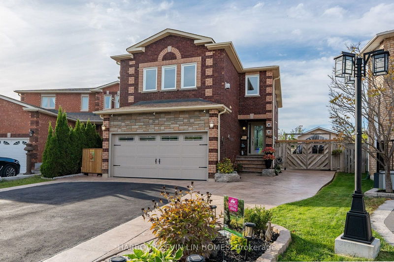 40 Mandel Cres  Richmond Hill, L4C 9Z1 | Image 5