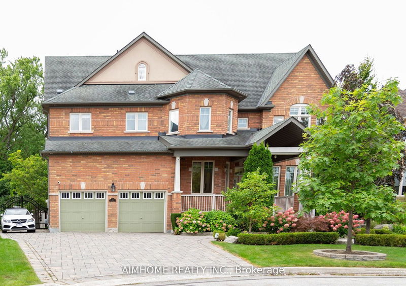 15 Birchbark Crt  Richmond Hill, L4E 4Z2 | Image 1