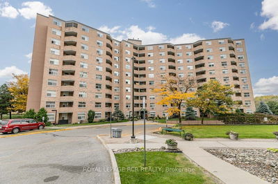  709 - 260 Davis Dr  Newmarket, L3Y 7C3 | Image 1