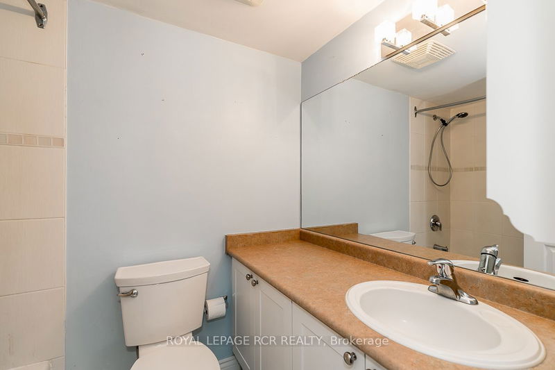  709 - 260 Davis Dr  Newmarket, L3Y 7C3 | Image 20