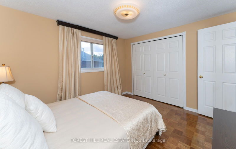 71 Eleanor Circ  Richmond Hill, L4C 6K6 | Image 20