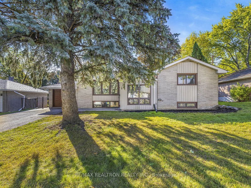 home for lease on Upper-63 Royal Road