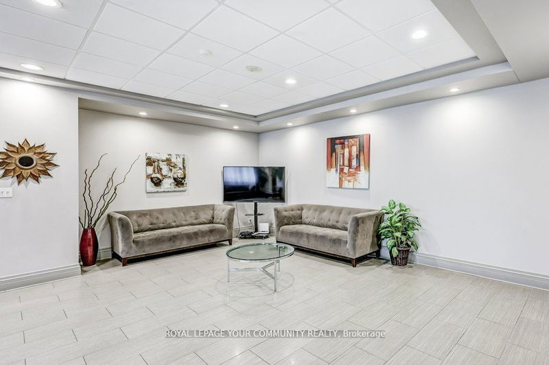  309 - 50 Disera Dr  Vaughan, L4J 9E9 | Image 37