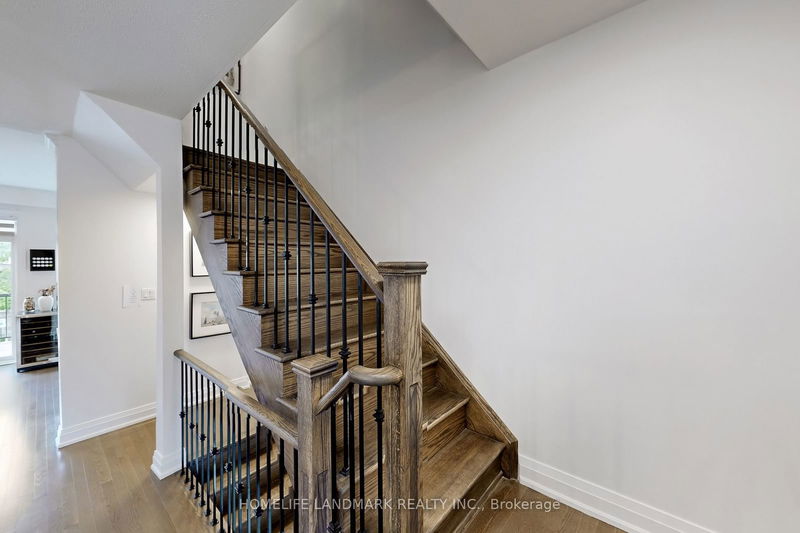 8B PARKER Ave  Richmond Hill, L4E 1H3 | Image 26