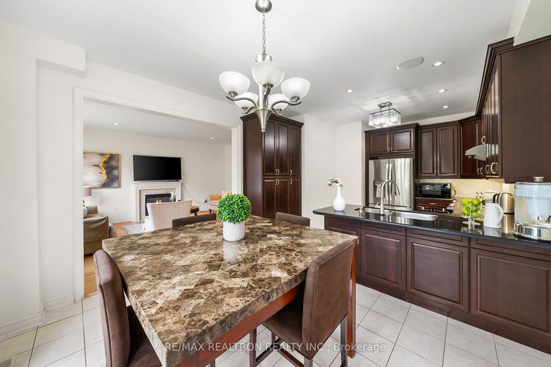 17 West Park Ave  Bradford West Gwillimbury, L3Z 0A5 | Image 15