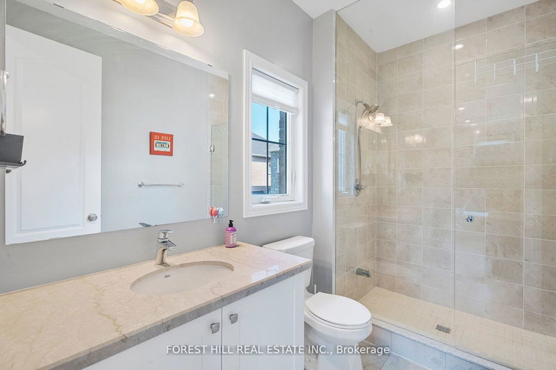 17 Ken Sinclair Cres  Aurora, L4G 3J1 | Image 21