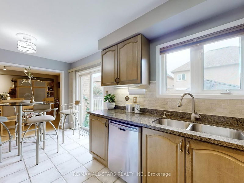 206 Fred Mclaren Blvd  Markham, L6E 1H2 | Image 14