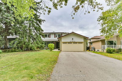 196 Romfield Crct  Markham, L3T 3J1 | Image 1