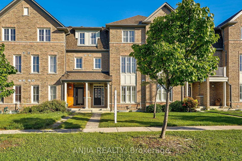 2902 Elgin Mills Rd E Markham, L6C 0E5 | Image 2