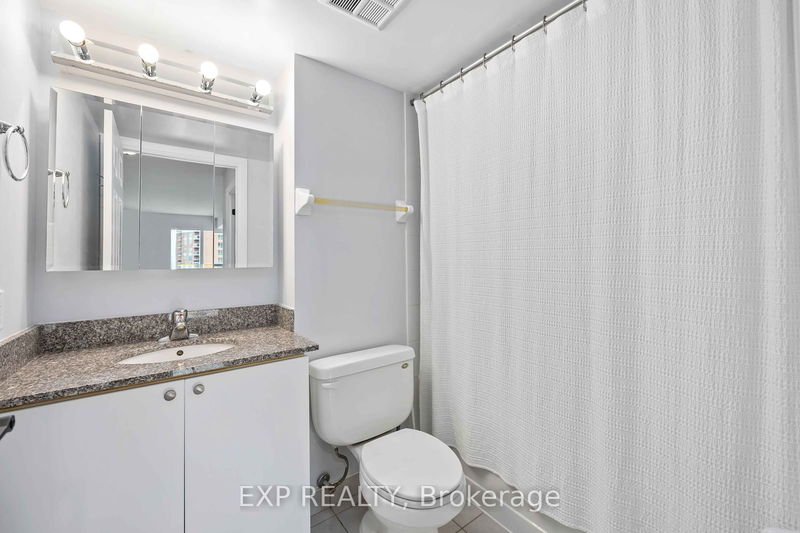  915 - 185 Oneida Cres  Richmond Hill, L4B 0B1 | Image 19