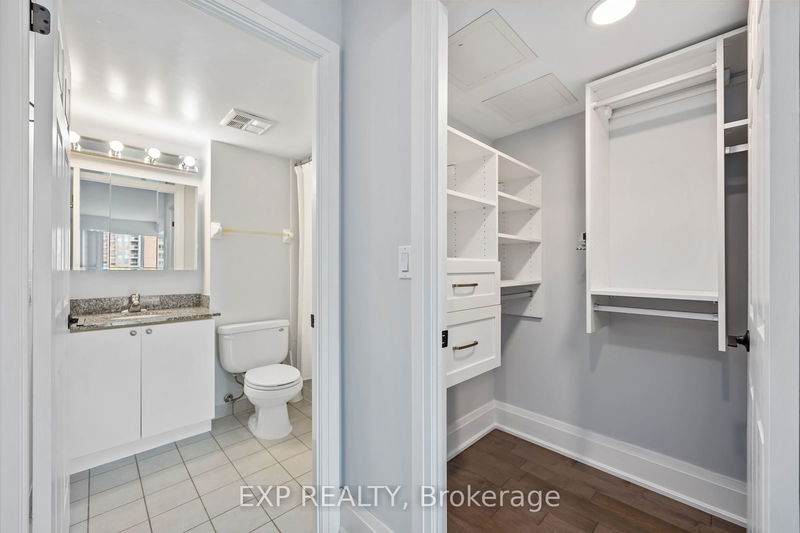  915 - 185 Oneida Cres  Richmond Hill, L4B 0B1 | Image 20