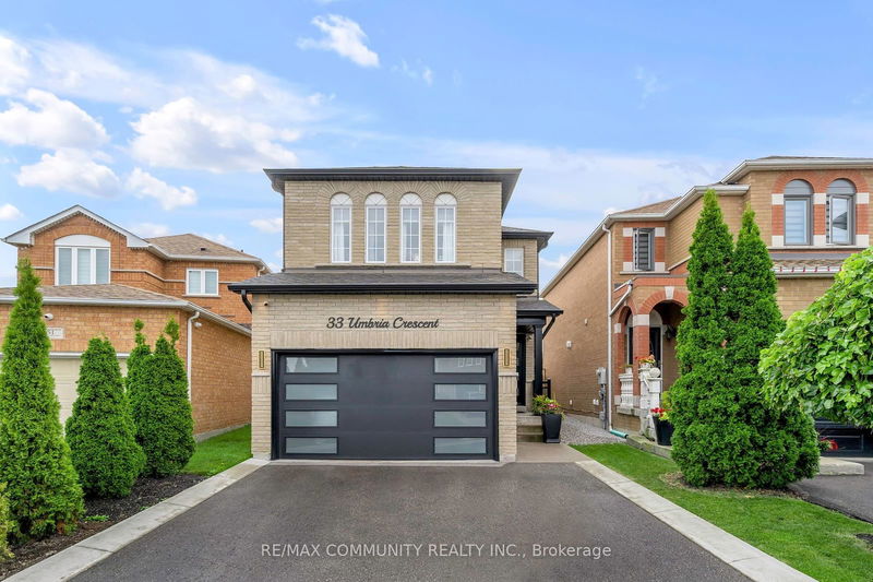 33 Umbria Cres  Vaughan, L4H 2E1 | Image 3