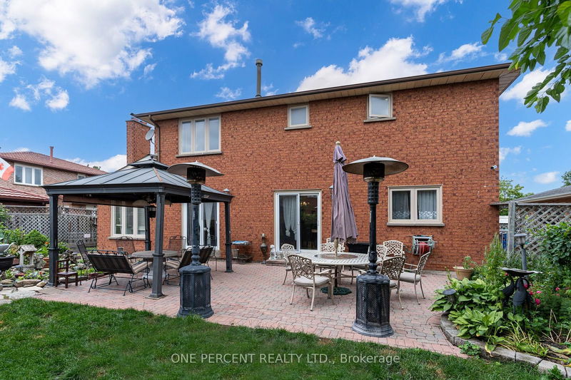 15 Ivory Crt  Vaughan, L4L 4G2 | Image 31