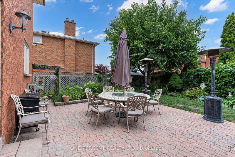 15 Ivory Crt  Vaughan, L4L 4G2 | Image 33