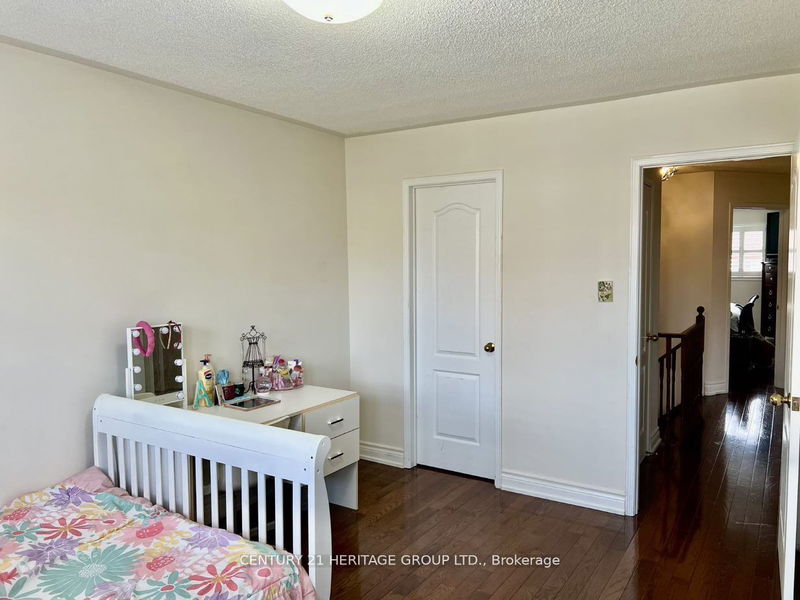 8 Picnic St  Richmond Hill, L4E 5C3 | Image 16