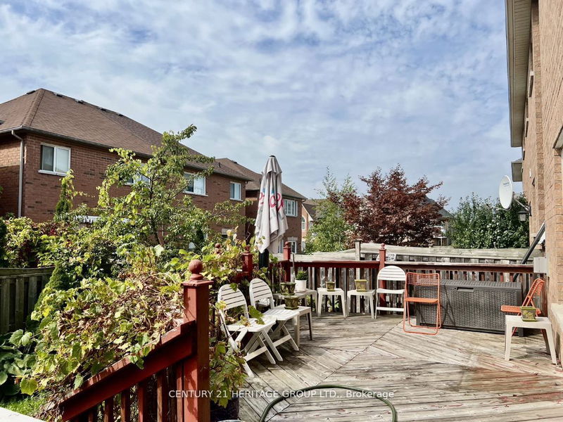 8 Picnic St  Richmond Hill, L4E 5C3 | Image 27