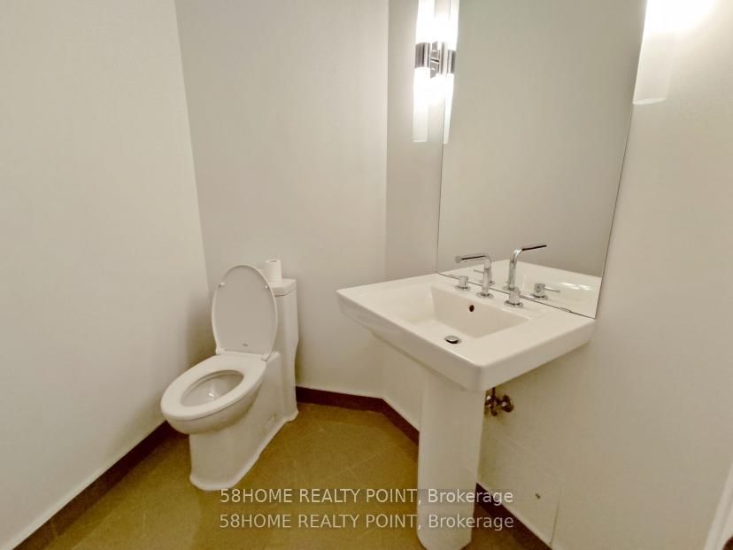 9 Stollery Pond Crescent, Unit 707 - Photo 8