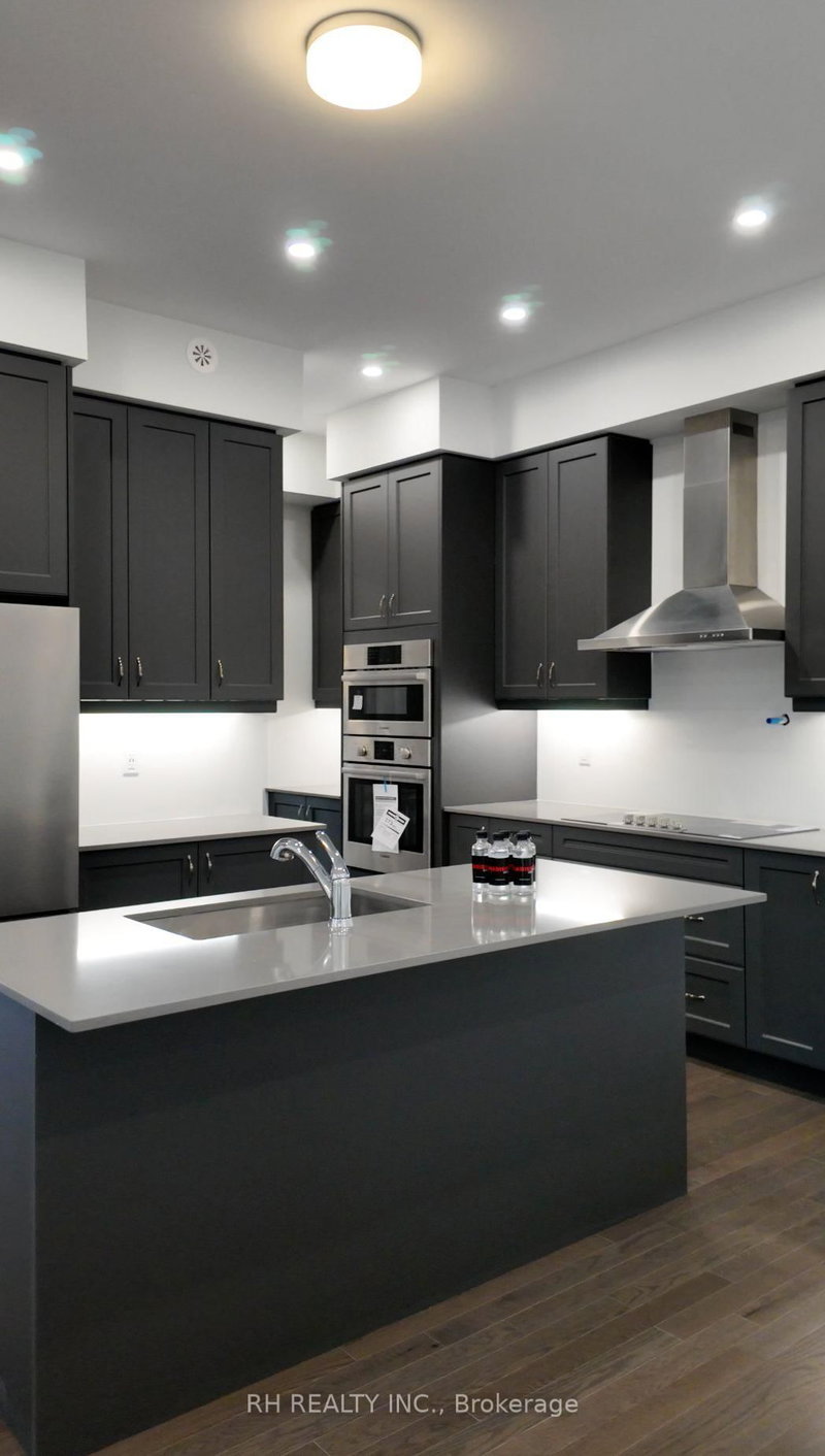 29 Golden Fern St, Markham, L6B 0V5 | Image 3