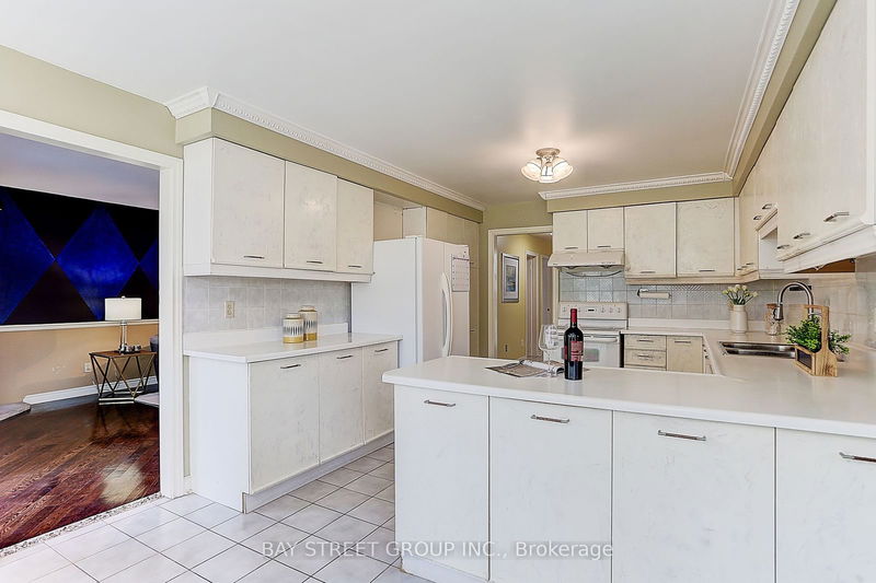 34 Brooklyn Cres  Markham, L3P 7C3 | Image 13