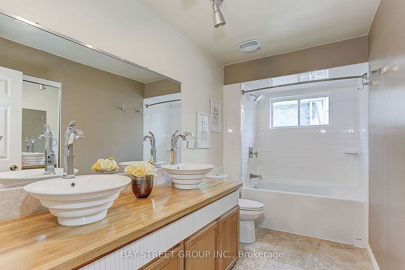 34 Brooklyn Cres  Markham, L3P 7C3 | Image 32