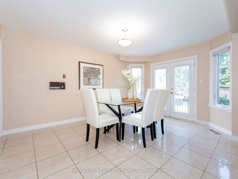 364 Valleymede Dr  Richmond Hill, L4B 3E8 | Image 14