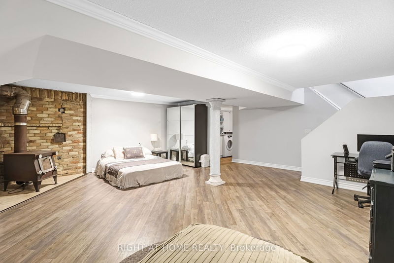 98 Upton Cres  Markham, L3R 3T4 | Image 25