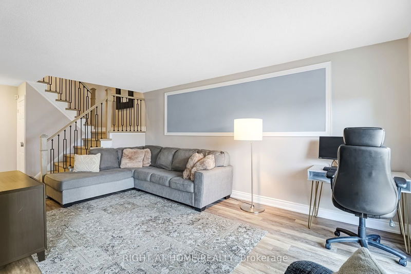 98 Upton Cres  Markham, L3R 3T4 | Image 7