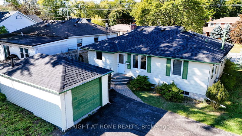 782 Gorham St  Newmarket, L3Y 1L6 | Image 27